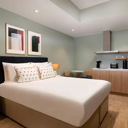 The Lincoln Suites-3